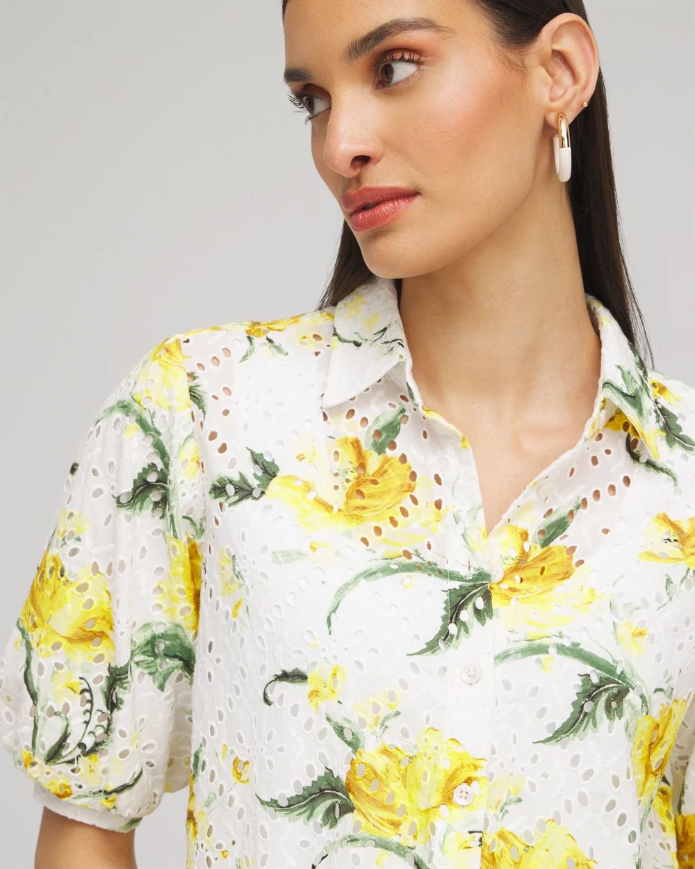 [LOEUVRE] Basic Eyelet Floral T-shirt ★大人気★ CHS_ISLAND